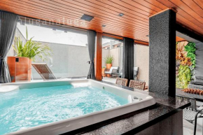 Luxury spa house - Com piscina e jacuzzi
